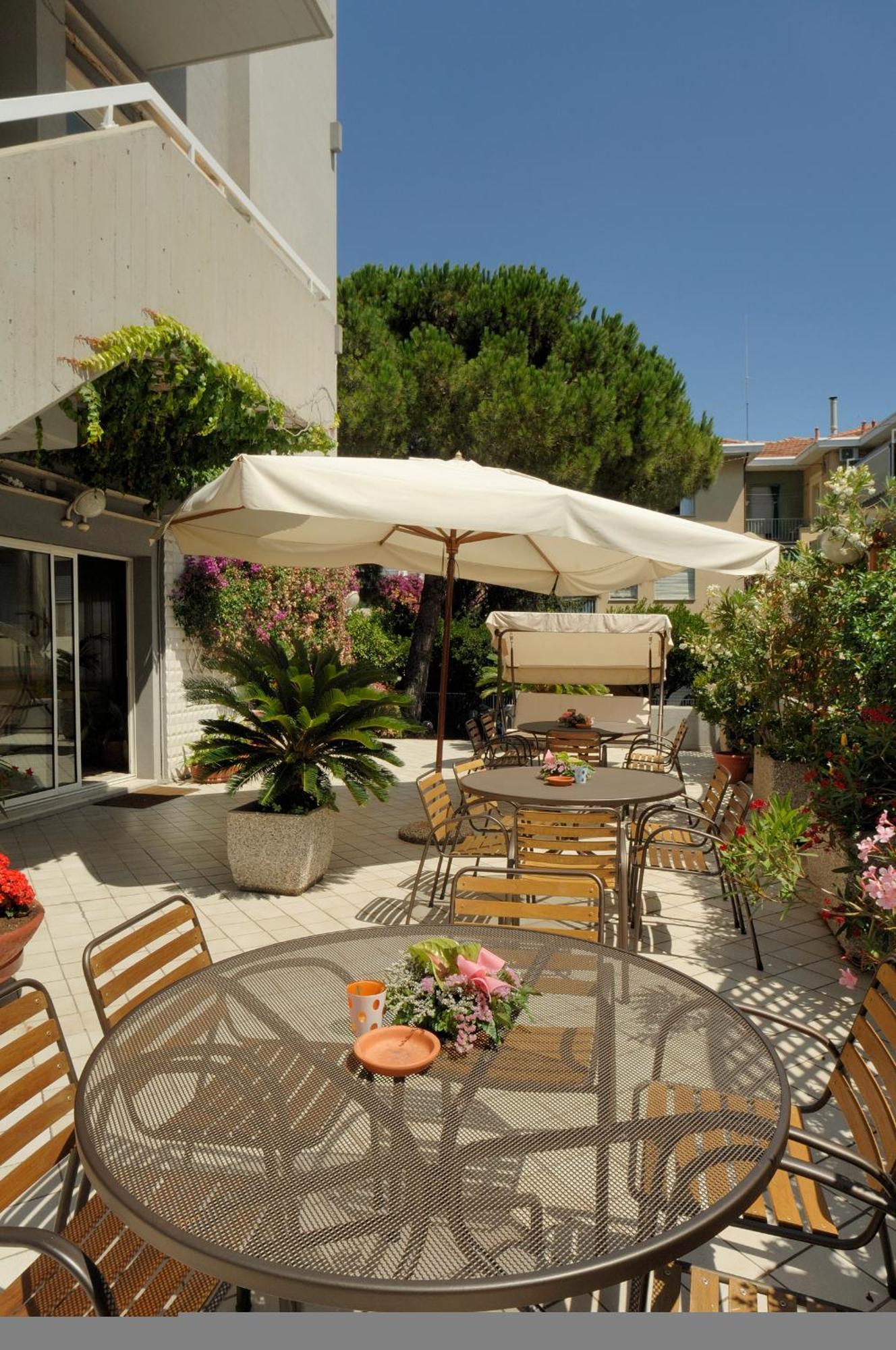 Corallo Wellness Hotel Ντιάνο Μαρίνα Εξωτερικό φωτογραφία